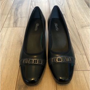 Women’s Alberto Black heels size 41